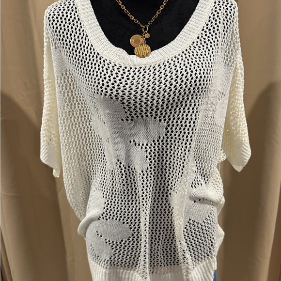 Cupshe White Floral Off-the-Shoulder Sweater - Picture 2 of 4